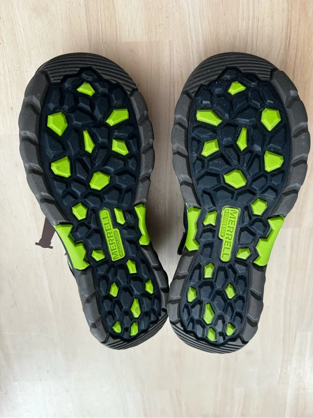 Merrell new boys